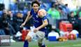 KO ITAKURA: Der Japaner, der in der vergangenen Saison von Manchester City an Schalke ausgeliehen war, wechselt zu Borussia Mönchengladbach. Laut kicker kostet der 25-jährige Verteidiger fünf Millionen Euro und erhält einen Vertrag bis 2026.