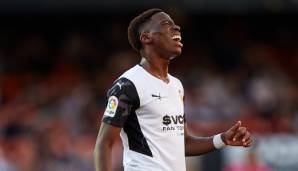 ILAIX MORIBA: Der 19-Jährige wechselte 2021 für 16 Millionen Euro nach Leipzig. Laut der Plattform Relevo steht er nun vor einem Wechsel zurück zum FC Valencia. Diesen Transfer will aber wohl Crystal Palace verhindern und ihn selbst gerne verpflichten.