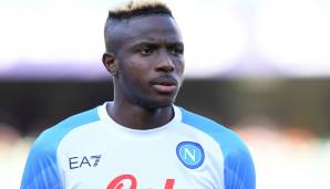 VICTOR OSIMHEN: Napoli besteht darauf, dass Osimhen nicht zum Verkauf steht, und der nigerianische Nationalspieler betont, er wolle bleiben. Allerdings haben die Vereinslegenden Insigne, Mertens und Koulibaly den Verein bereits in diesem Sommer verlassen