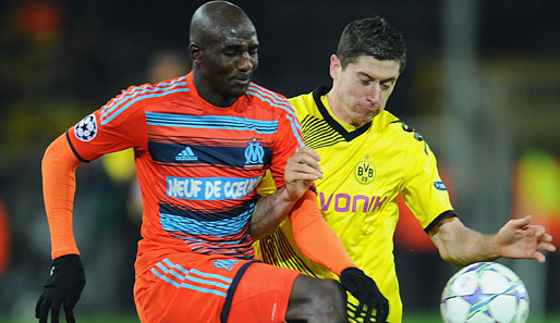 Alou Diarra (l.) spielte letztes Jahr noch mit Olympique Marseille in der Champions League