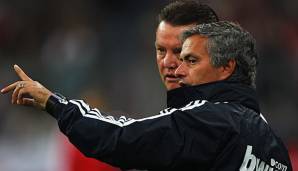 Louis van Gaal und Jose Mourinho an der Seitenlinie