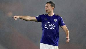 Und noch ein Spieler der Foxes scheint es City angetan zu haben: Laut Sky Sports in England steht auch Söyüncüs Abwehrpartner Jonny Evans (31) bei den Skyblues auf dem Zettel. Schwer vorstellbar, dass Leicester einen der beiden im Winter abgibt.