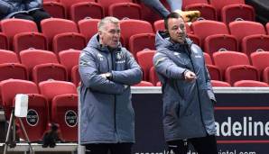 Dean Smith und John Terry trainieren Aston Villa seit Oktober 2018.