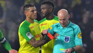 "Das ist ein Witz. Ehrlich, ganz Europa lacht darüber", ärgerte sich Waldemar Kita, Präsident des FC Nantes, im Anschluss über die Entscheidung. Chapron entschuldigte sich, seine Reaktion sei sowohl "unangemessen" als auch "ungeschickt" gewesen.