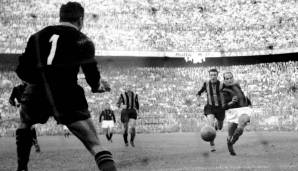 Platz 23: ERNESTO CUCCHIARONI - 47 Tore für AC Mailand und Sampdoria zwischen 1956 und 1963.