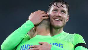 Weghorst, der für den VfL 63 Tore in 119 Pflichtspielen schoss, besitzt in Wolfsburg noch einen Vertrag bis 2023, dem Bericht zufolge wird Weghorst für rund 30 Millionen Euro gehandelt. Der 28-Jährige könnte Nachfolger von Edin Dzeko werden.