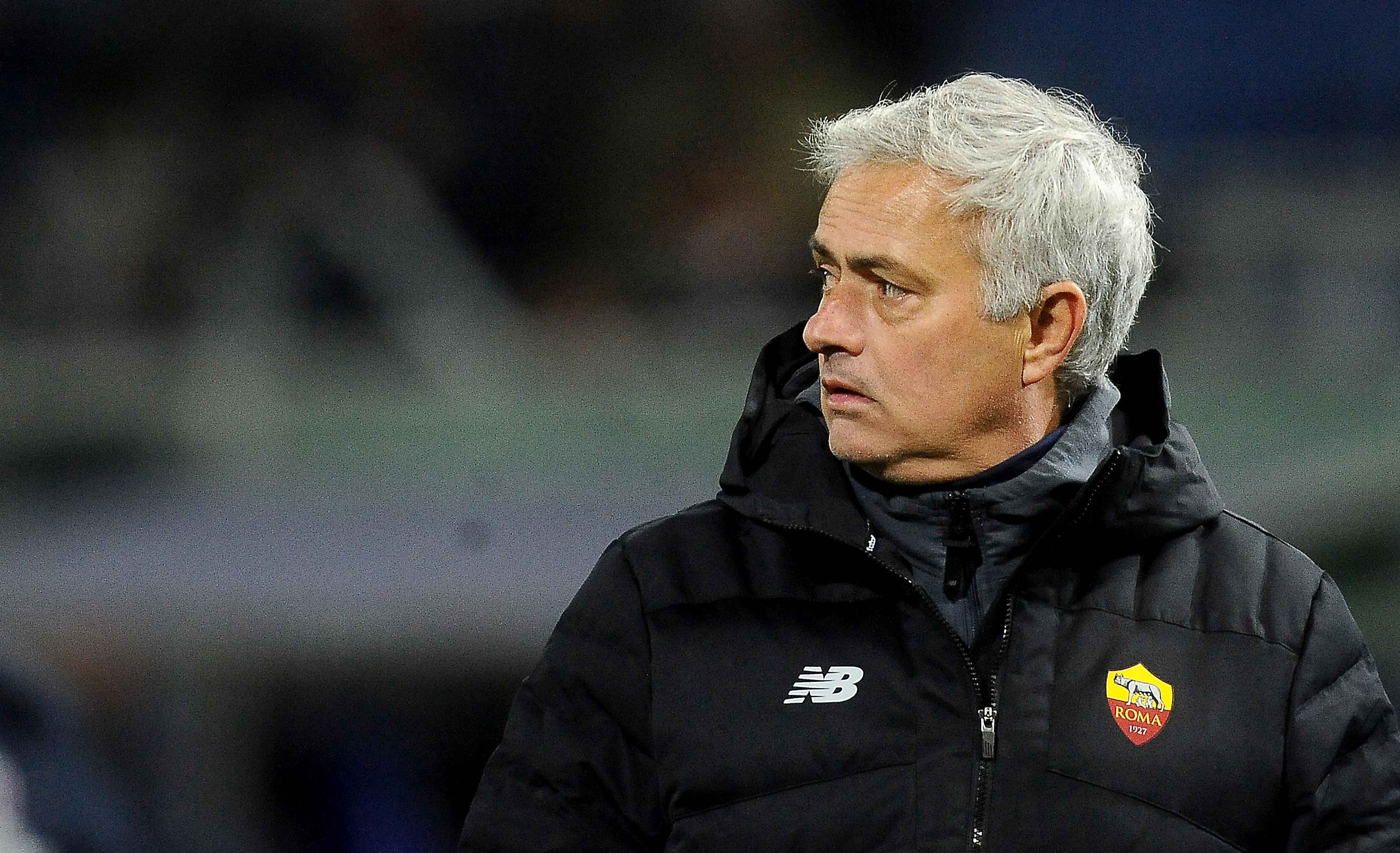 Nach zwei Liganiederlagen ist die AS Rom von Startrainer Jose Mourinho in der italienischen Serie A in die Erfolgsspur zurückgekehrt.