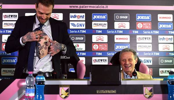2017: Maurizio Zamparini verkauft Palermo an TV-Moderator Paul Baccaglini (l.)