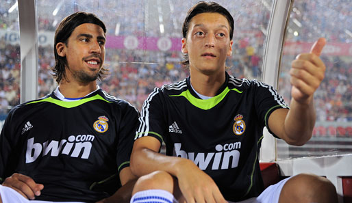 Sami Khedira (l.) und Mesut Özil wurden von Jose Mourinho gelobt