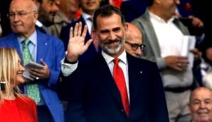 Da muss sogar der höchstmögliche Besuch grinsen: Auch Spaniens König Felipe VI ließ sich das Treiben nicht entgehen. Logo - der Gute ist schließlich bekennender Rojiblanco