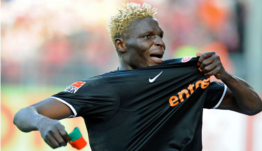 Küsst der Ex-Mainzer Bance bald das Trikot der Eintracht?