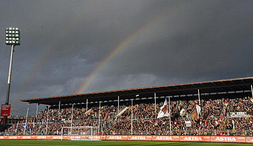 Die Fanvertreter vom FC St. Pauli fordern eine stärkere Beteiligung am Prozess