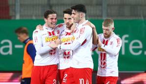 Wegen der Corona-Infektionen beim Zweitligisten Jahn Regensburg sind die nächsten beiden Punktspiele am Sonntag beim VfL Osnabrück und am 13. März gegen die SpVgg Greuther Fürth offiziell abgesetzt worden.