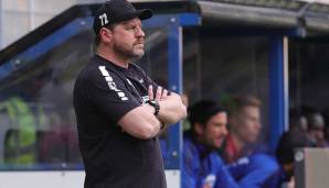 Trainer Lukas Kwasniok wird Nachfolger von Steffen Baumgart (49) beim Zweitligisten SC Paderborn. Das gaben die Ostwestfalen am Montag bekannt.