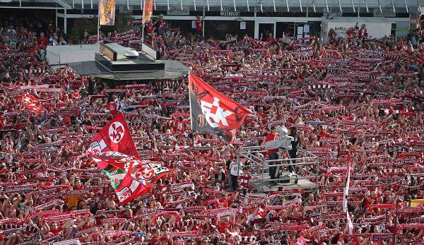 10.000 Fans feierten die FCK-Aufstiegshelden.