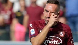 Tränen zum Abschied: Flavius Daniliucs Teamkollege Franck Ribéry musste aufgrund von Knieproblemen im Oktober mit 39 Jahren seine Karriere beenden.