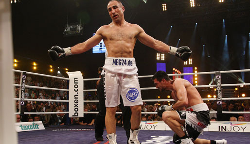 "König" Arthur Abraham (l.) verteidigte seinen IBF-Titel gegen Herausforderer Mahir Oral erfolgreich