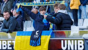 Die Fans von Club Brugge stehen an der Seite der Ukraine und ihrem ukrainischen Spieler Edouard Sobol.