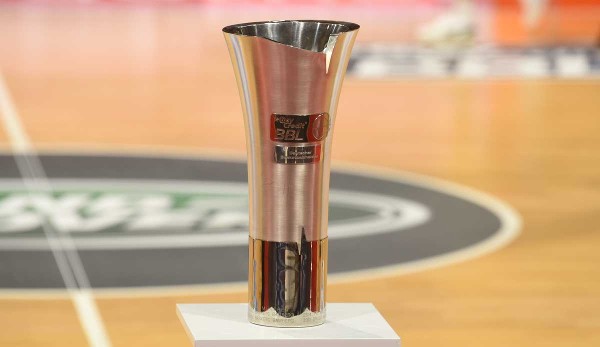 Ulm und Bonn kämpfen um die deutsche Basketball-Meisterschaft.