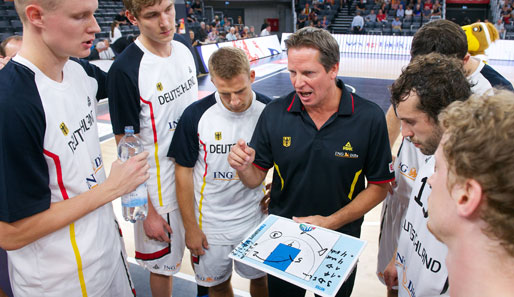 Bundestrainer Frank Menz schickt eine extrem unerfahrene Mannschaft in die EuroBasket 2013