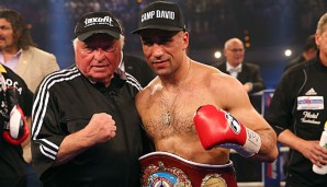 Der Trainer und der Champion: Ulli Wegner heizt den Kampf von Arthur Abraham an