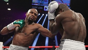 Floyd Mayweather dementiert die Gerüchte über einen Kampf gegen Conor McGregor