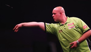 Michael van Gerwen musste sich Phil Taylor in Cardiff geschlagen geben