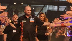 Raymond van Barneveld ist in Sindelfingen am Start