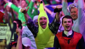 Gehört inzwischen fast zum guten Ton bei der Darts-WM: Viele Fans verkleiden sich für den Besuch im Alexandra Palace.