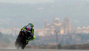 Rossi wird beim Blitzcomeback in Aragonien Fünfter