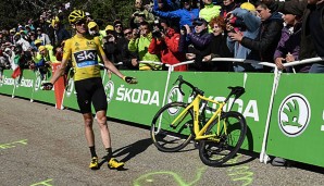 Chris Froome musste das letzte Stück zu Fuß laufen