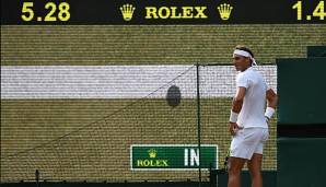 Das Hawk-Eye wird bei vielen Tennis-Turnieren eingesetzt, um zu ermitteln, ob ein Ball im Aus war oder nicht.