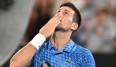 Novak Djokovic kann mit einem Sieg bei den Australian Open seinen 22. Grand-Slam-Gewinn einfahren und mit Rafal Nadal gleichziehen.