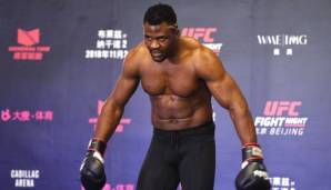 Francis Ngannou tritt gegen Junior Dos Santos an.