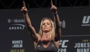 Holly Holm siegte nach Entscheidung.