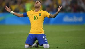NEYMAR - 2016 mit Brasilien: Neymar sollte die seit dem 1:7 gegen Deutschland zwei Jahre zuvor arg gebeutelte Fußball-Nation im eigenen Land aus dem Dauer-Tief führen. "Ich denke nur an Gold", sagte der damals 24-Jährige - und erfüllte seine Mission.