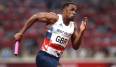 Der britische Sprinter Chijindu Ujah ist nach seinem Silbermedaillen-Erfolg mit der 4x100-m-Staffel bei den Olympischen Spielen in Tokio wegen mutmaßlichen Dopings suspendiert worden.