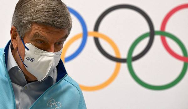 Felix Neureuther hat Thomas Bach und die Rolle des IOC-Präsidenten bei den Winterspielen von Peking erneut scharf kritisiert.