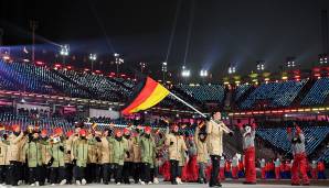 Als neunte von 92 Nationen lief die deutsche Equipe ein, vorneweg Kombi-Star Eric Frenzel. "Ein tolles Erlebnis. Ich werde mich ein Leben lang daran erinnern", sagte der Goldmedaillengewinner von Sotschi.