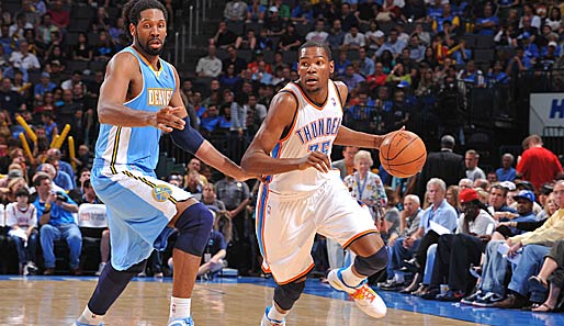 Kevin Durant (r.) und seine Thunder triumphierten zum wiederholten Mal gegen die Nuggets