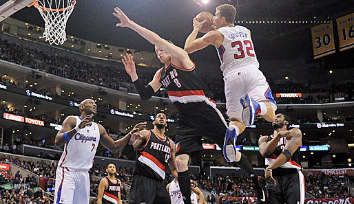 Blake Griffin (r.) erzielte gegen die Portland Trail Blazers 23 Punkte und 9 Assists