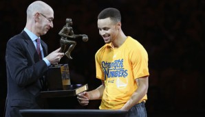 Den nächsten MVP-Award wird Adam Silver (l.) nicht mehr "einzeln" übergeben