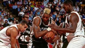 San Antonio Spurs (1995): Die Spurs wollten Dennis Rodman aufgrund seines Charakters unbedingt loswerden und verschifften ihn für Backup-Center Will Perdue zu den Bulls. Dort war er essenziell für drei Titelgewinne.