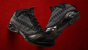 2008 folgte schließlich der Air Jordan XX3: Die 23. Version der Schuh-Reihe musste natürlich etwas ganz Besonderes werden. Um dem gerecht zu werden, arbeitete man MJs Fingerabdruck in das Design mit ein.
