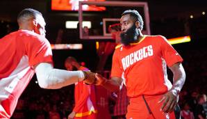 Russell Westbrook (l.) ist begeistert von den Leistungen von James Harden.