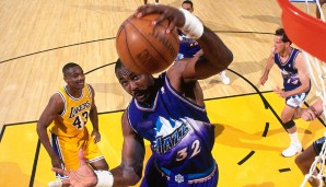 Platz 15: KARL MALONE (Utah Jazz, 1997/98) | Overall-Rating: 96 | Dreier-Rating: 60 | Dunk-Rating: 75