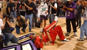 Schon vor seinem ersten Auftritt in der NBA ist das Medieninteresse an LeBron James gewaltig.