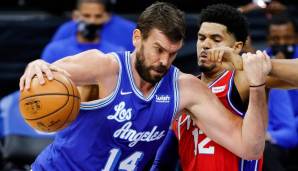 Ein echter Center würde L.A. auch noch gut zu Gesicht stehen, da Marc Gasol (36) das Alter nun doch deutlich anzumerken ist. Im Moment füllen die Lakers die Lücke hinter dem Spanier mit Montrezl Harrell und Damian Jones (10-Tages-Vertrag).