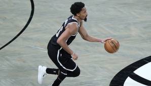 BROOKLYN NETS: Spencer Dinwiddie - Der verletzte Guard ist der einzig verbliebene Trade-Chip der Nets, um eine Verstärkung an Land zu ziehen. Das Interesse am 27-Jährigen ist groß (Pistons, Heat, Raptors, Rockets, Pacers, Bulls).