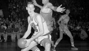 Platz 6: NEIL JOHNSTON – 3x NBA-Topscorer: 1952/53 (22,3 Punkte), 53/54 (24,4) und 54/55 (22,7)